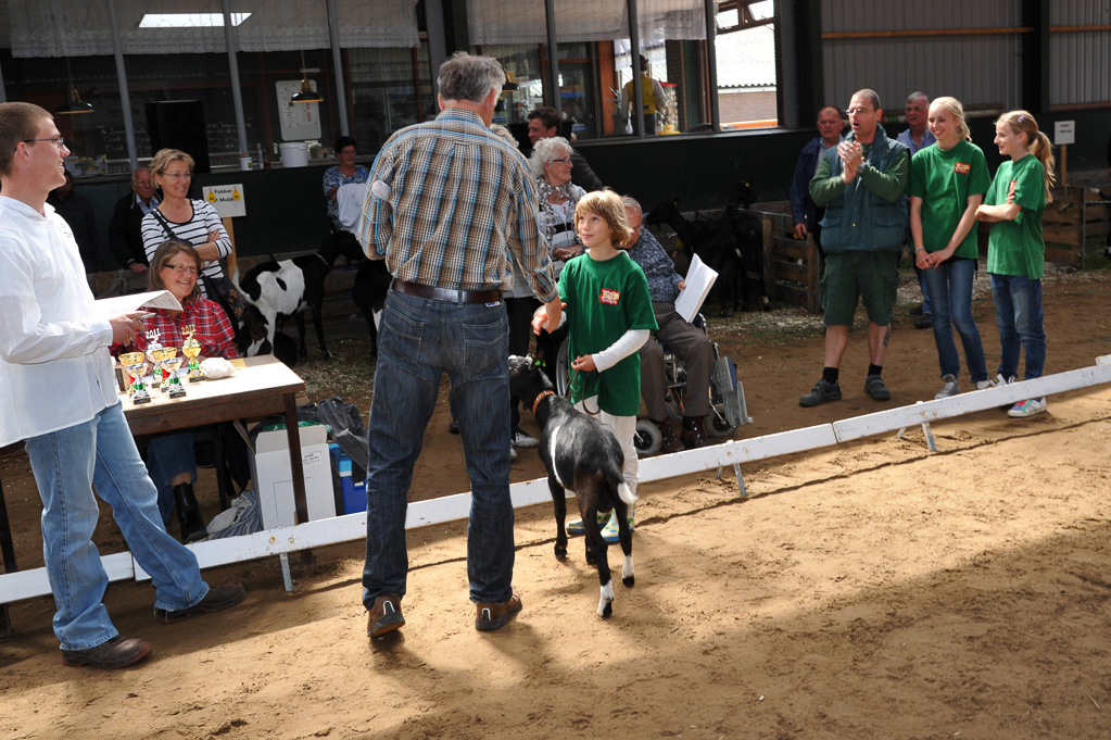 Geitenkeuring van Geitenfokvereniging Assendelft eo in Manege De Delft